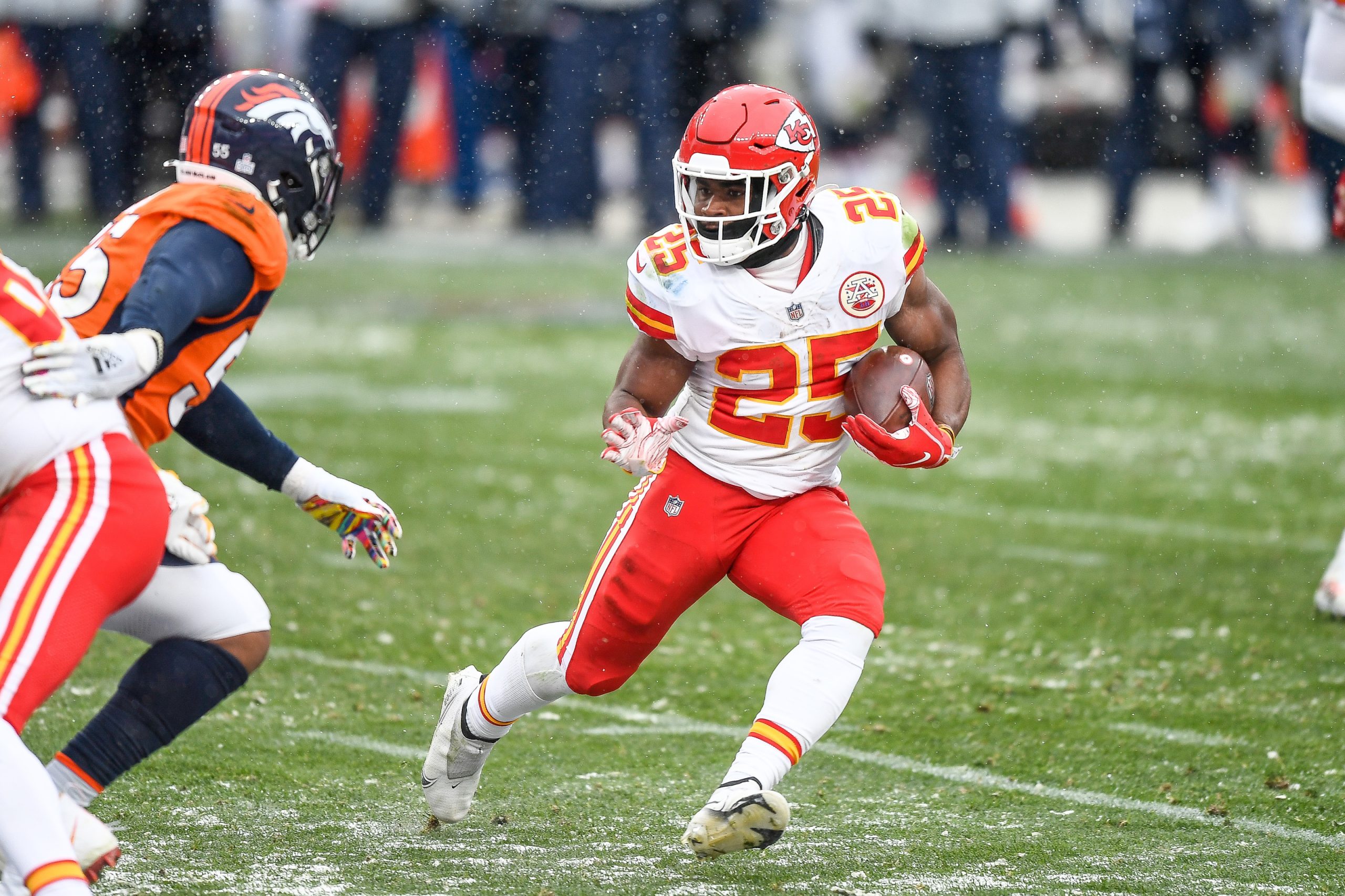 Chiefs' Potential Split With Clyde Edwards-Helaire Makes Sense For Kansas  City