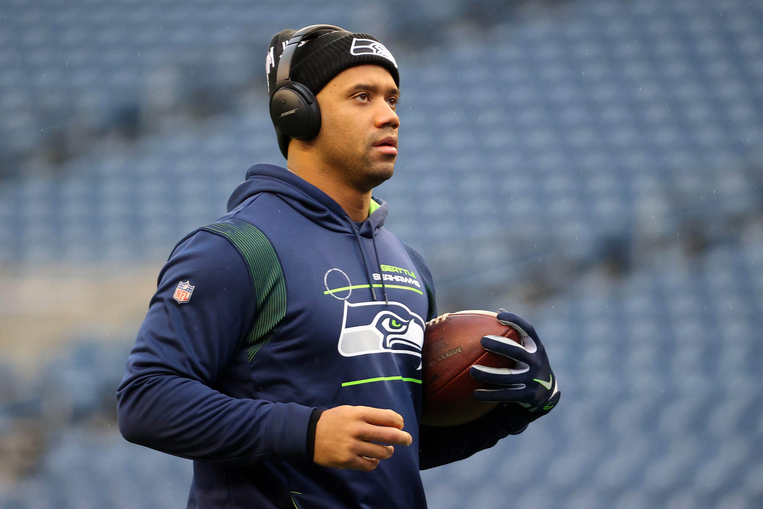 Russell Wilson trade: Details of Broncos trade include Drew Lock, Noah Fant  - Sports Illustrated